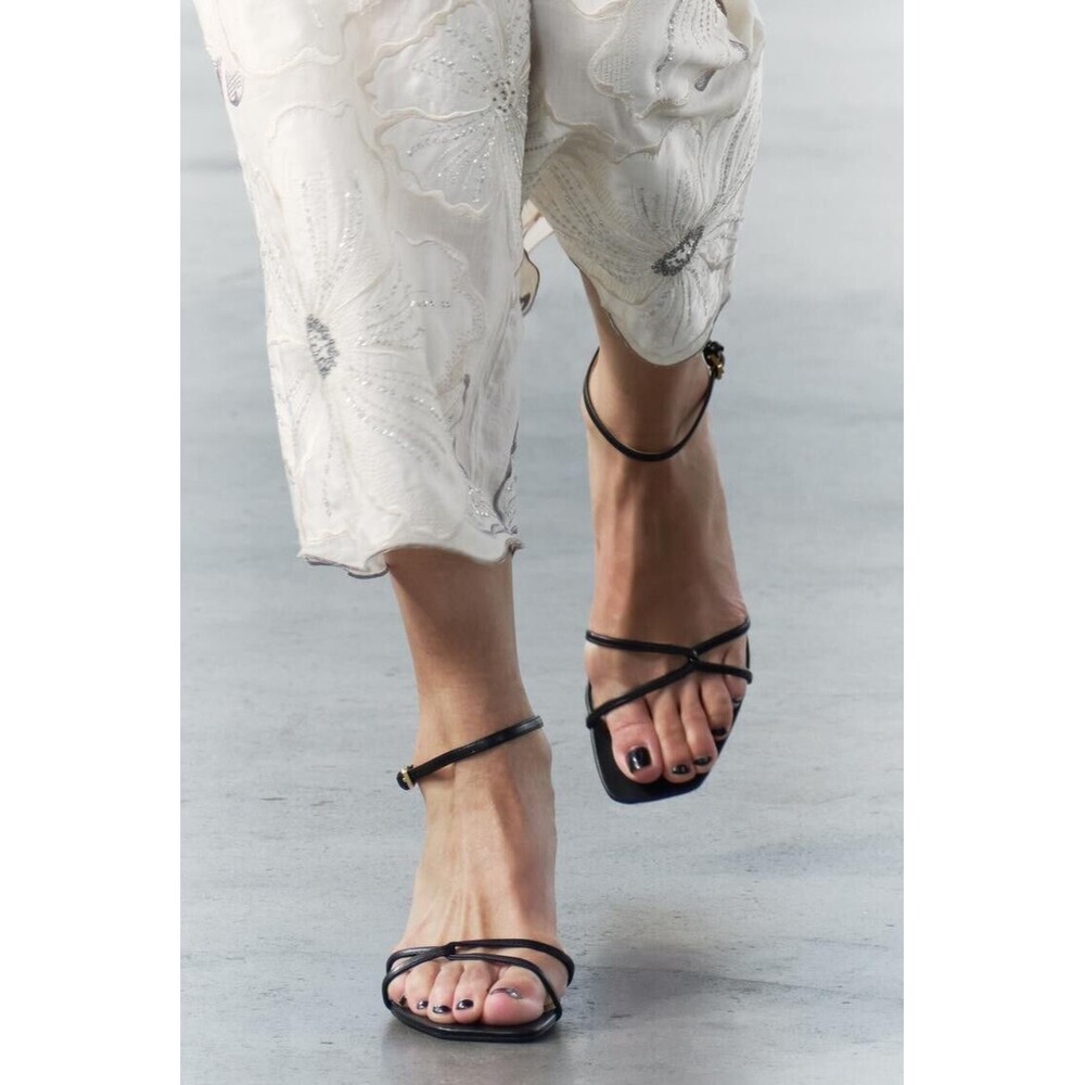 Zara High Heeled Strap Sandals - 9